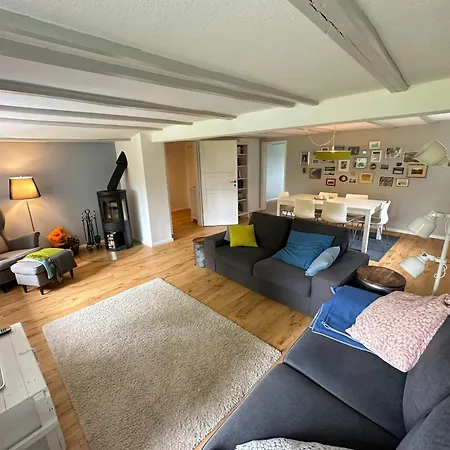 Idyllic Thatched Near St Peter-ording بيت للعطل Osterhever